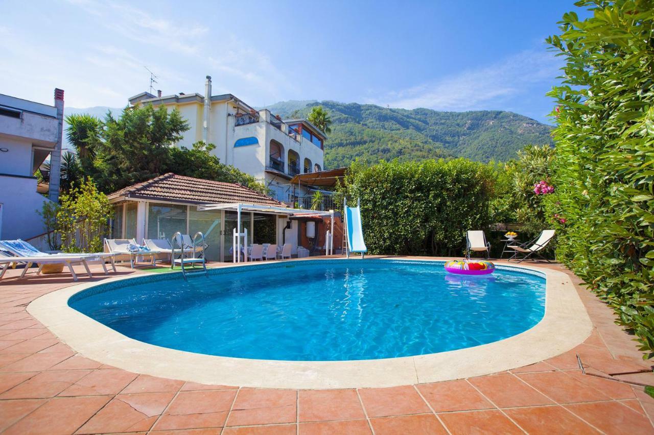 Amore Rentals - Villa Panorama Кастелламмаре-ди-Стабия Экстерьер фото